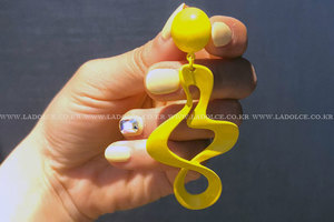 기획상품) yellow earrings